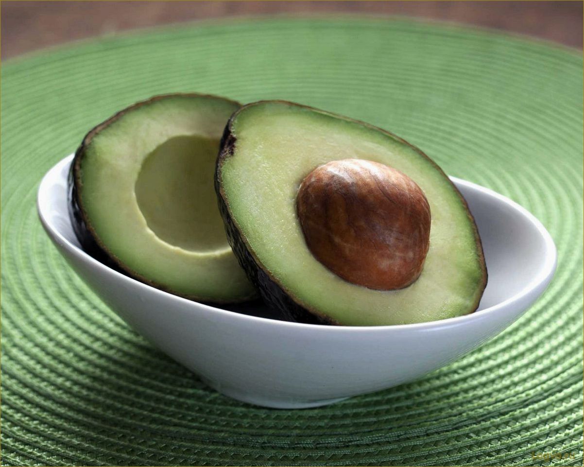 Авокадо на вашем столе: полезные свойства и рецепты